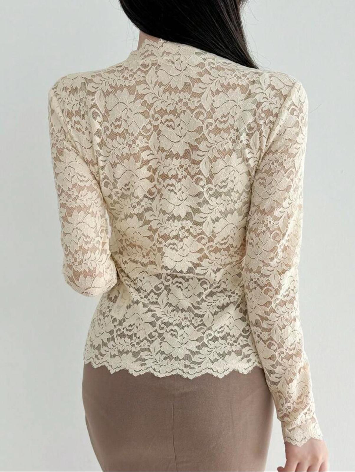 Luna Lace Elegance Top